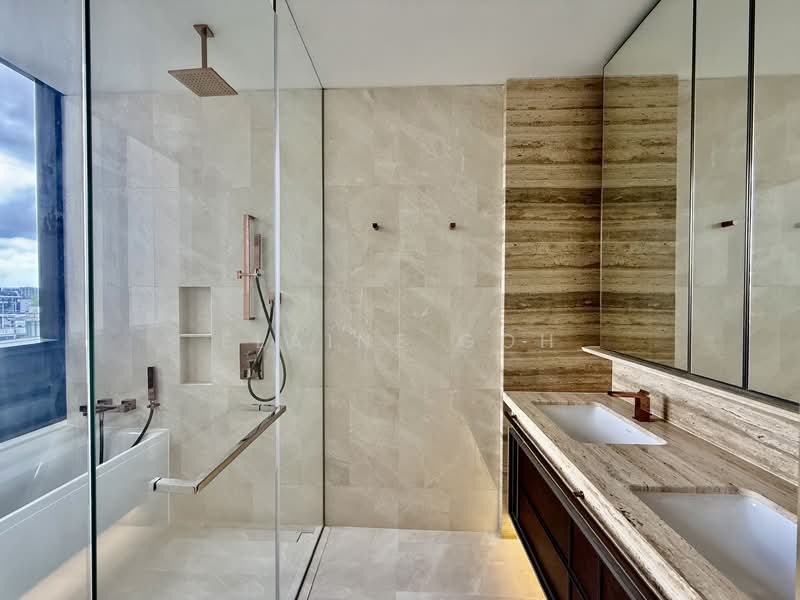 Klimt Cairnhill Condominium For Sale at S$ 8,300,000 | PropertyGuru Singapore - Bathroom