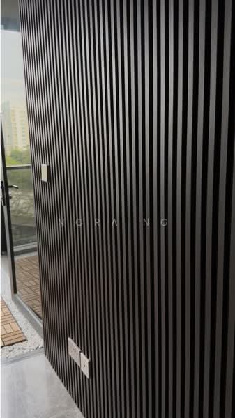 Hyll on Holland, 89 Holland Road, 2 Bedrooms, 700 sqft, Condominium For Rent, by Nora Ng, 500080440 - Fluted feature wall - PropertyGuru.com.sg