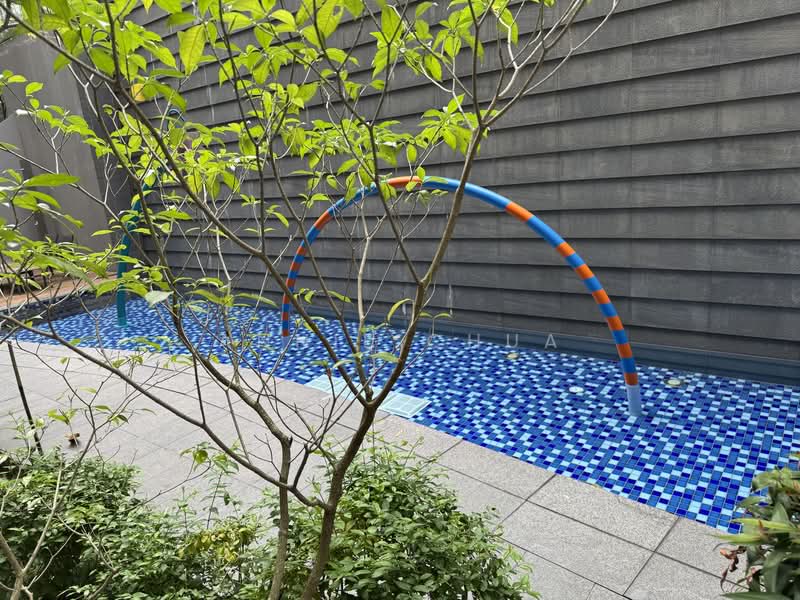 The Creek @ Bukit Condominium For Sale at S$ 1,590,000 | PropertyGuru Singapore - Exterior