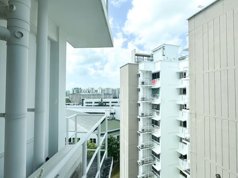 188B Bedok North Street 4 HDB Flat For Sale at S$ 1,080,000 | PropertyGuru Singapore - Exterior