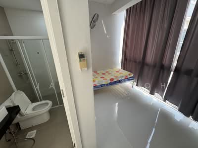 For Rent - The Top Residence