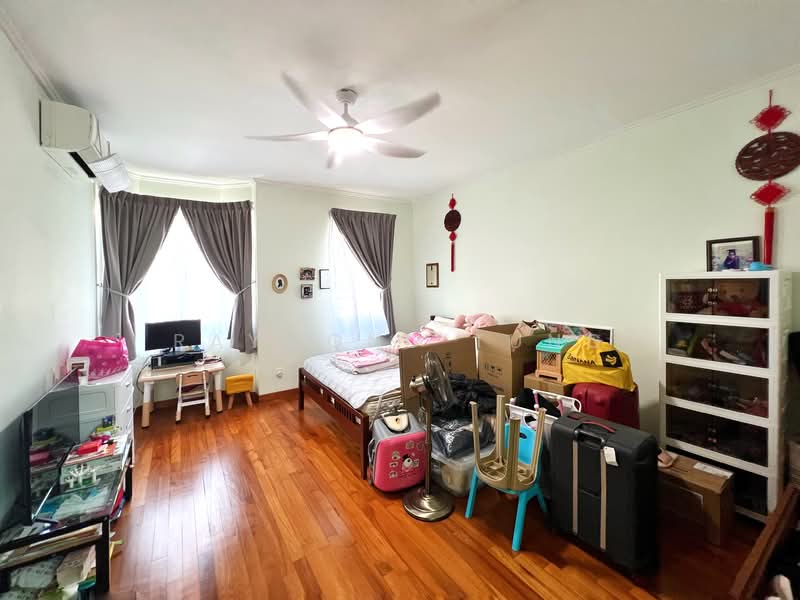 Mera Terrace, Seagull Walk, Room Rental, 210 sqft, Terraced House For Rent, by Raymond Tung, 500080456 - Master Bedroom - PropertyGuru.com.sg