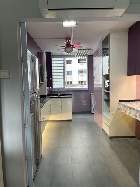 533 Bukit Batok Street 51 HDB Flat For Sale at S$ 458,000 | PropertyGuru Singapore - Kitchen