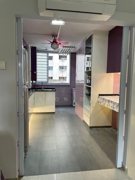 533 Bukit Batok Street 51 HDB Flat For Sale at S$ 458,000 | PropertyGuru Singapore - Kitchen