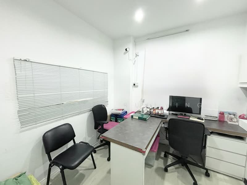 large 2-storey shophouse, 246 Hougang Street 22, 2,153 sqft, Shop / Shophouse For Rent, by Rae Yeo Rui Ying, 500080470 - Level 1 - CommercialGuru.com.sg