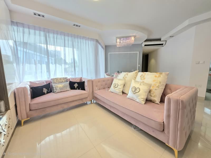 588A Ang Mo Kio Street 52 HDB Flat For Sale at S$ 1,220,000 | PropertyGuru Singapore - Living Room