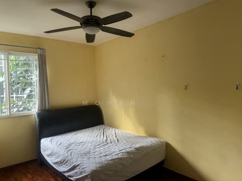 Rio Vista Condominium For Sale at S$ 1,600,000 | PropertyGuru Singapore - Bedroom