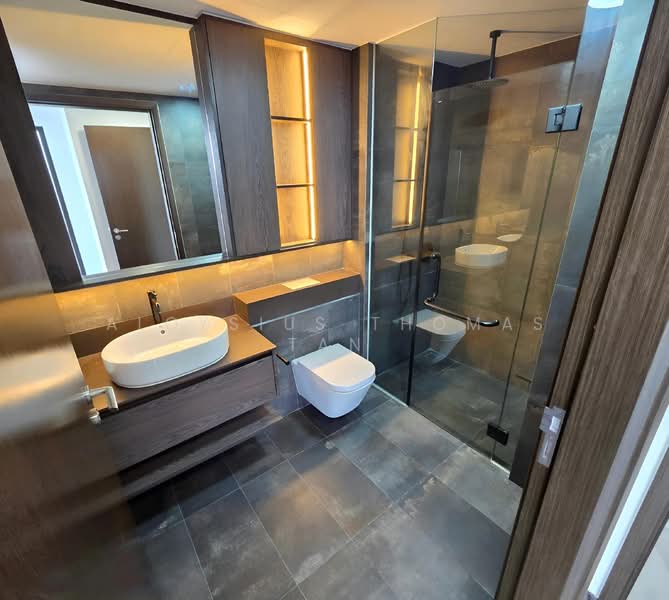 Mori Condominium For Sale at S$ 2,010,000 | PropertyGuru Singapore - Bathroom