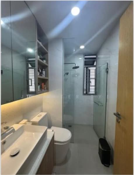 Parc Olympia Condominium For Sale at S$ 1,100,000 | PropertyGuru Singapore - Bathroom