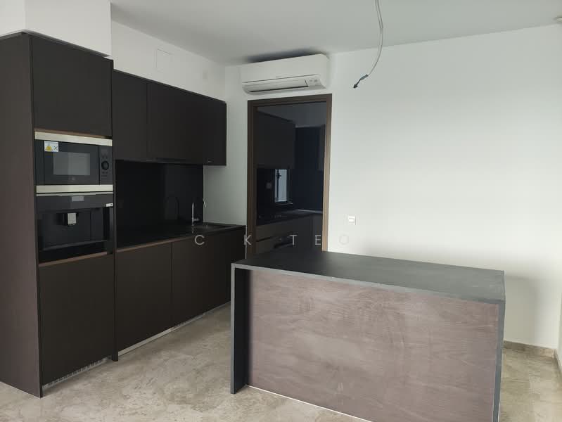 The Florence Residences Condominium For Sale at S$ 3,600,000 | PropertyGuru Singapore - Kitchen