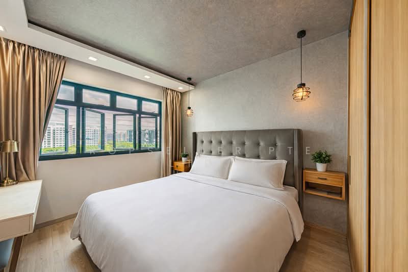 592C Montreal Link HDB Flat For Sale at S$ 580,000 | PropertyGuru Singapore - Bedroom