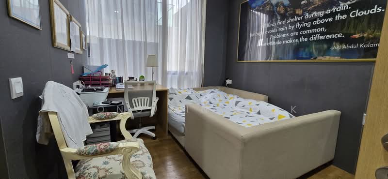 Belgravia Villas, Freehold Corner Terrace, Belgravia Drive, Cluster House, Ang Mo Kio Ave 5 Cluster House For Sale at S$ 4,200,000 | PropertyGuru Singapore - Lvl 3 - Bedroom 5