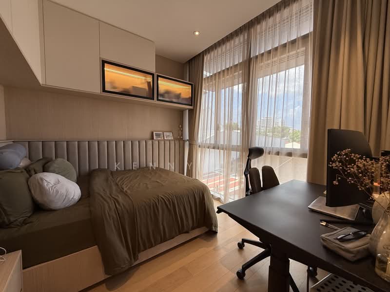 Parkwood Collection Semi-Detached House For Sale at S$ 4,600,000 | PropertyGuru Singapore - Bedroom