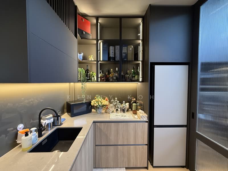 Parkwood Collection Semi-Detached House For Sale at S$ 4,600,000 | PropertyGuru Singapore - Kitchenette