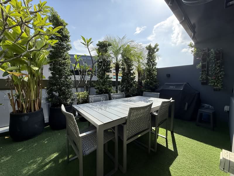 Parkwood Collection Semi-Detached House For Sale at S$ 4,600,000 | PropertyGuru Singapore - Outdoor Terrace 