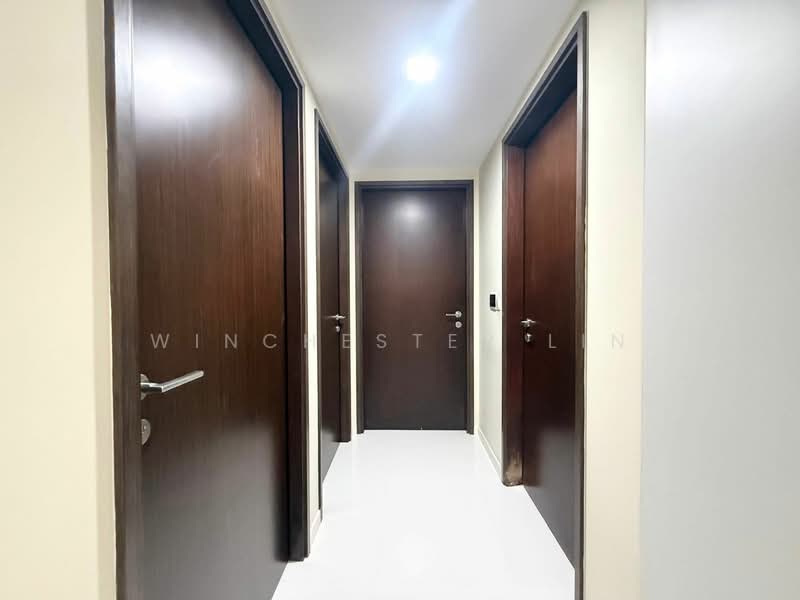 Riverparc Residence Executive Condominium For Sale at S$ 1,620,000 | PropertyGuru Singapore - Corridor