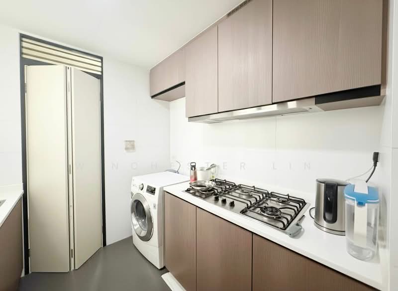 Riverparc Residence Executive Condominium For Sale at S$ 1,620,000 | PropertyGuru Singapore - Kitchen