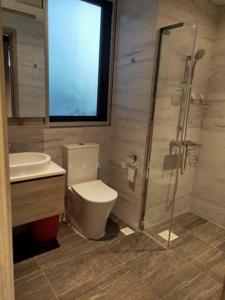 The Alps Residences, , 2 Bedrooms, 700 sqft, Condominium For Rent, by Ava See, 500080516 - Bathroom - PropertyGuru.com.sg