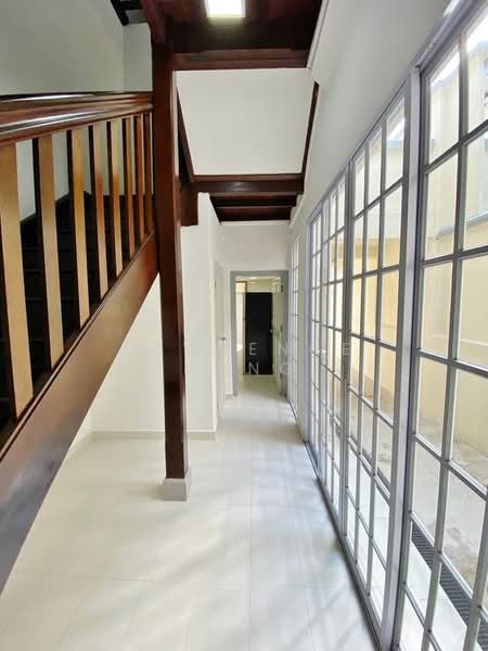 Townerville, 106 Towner Road, 2 Bedrooms, 2,162 sqft, Conservation House For Rent, by Lawrence Hong, 500080526 - Corridor - PropertyGuru.com.sg