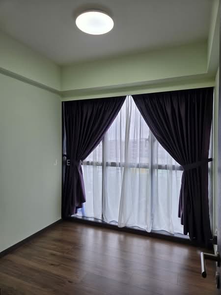 Lake Grande Condominium For Sale at S$ 1,450,000 | PropertyGuru Singapore - Interior