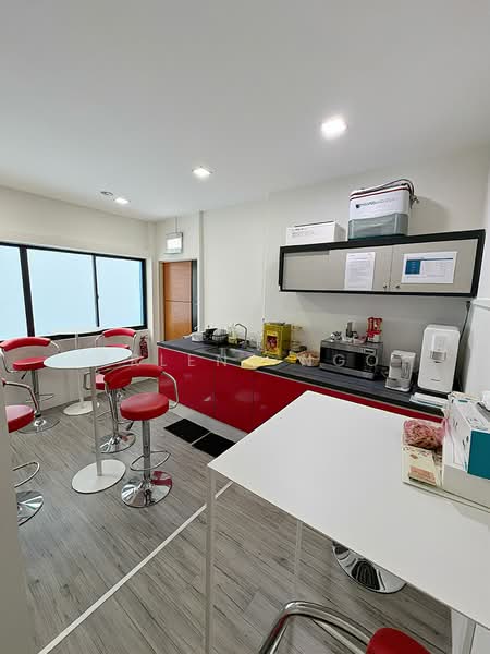 Harvey Road, Harvey Road / Macpherson / Dickson Road / Potong Pasir, Macpherson / Potong Pasir, 3,000 sqft, Office For Rent, by Arlene Ngo, 500080540 - Kitchen - CommercialGuru.com.sg