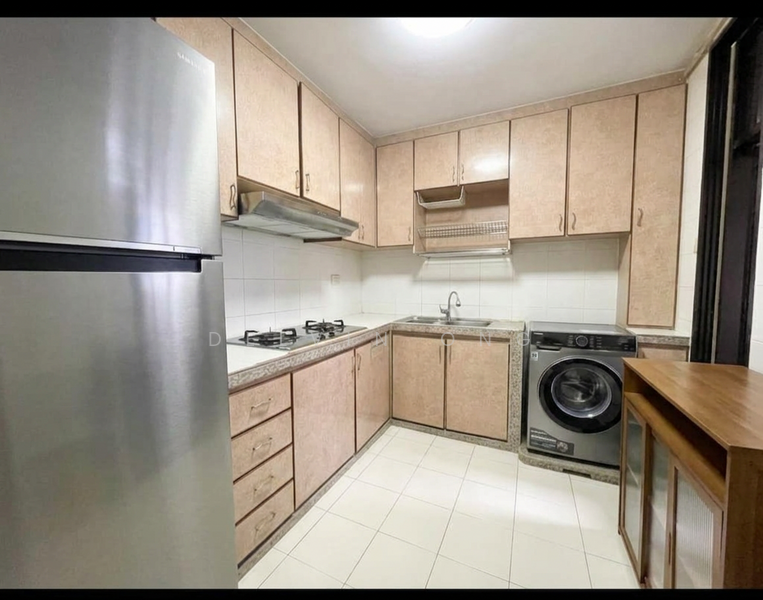 341B Sembawang Close HDB Flat For Sale at S$ 650,000 | PropertyGuru Singapore - Kitchen