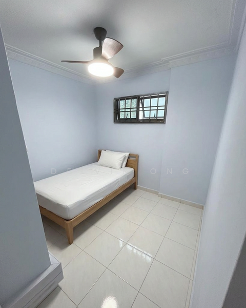 341B Sembawang Close HDB Flat For Sale at S$ 650,000 | PropertyGuru Singapore - Bedroom