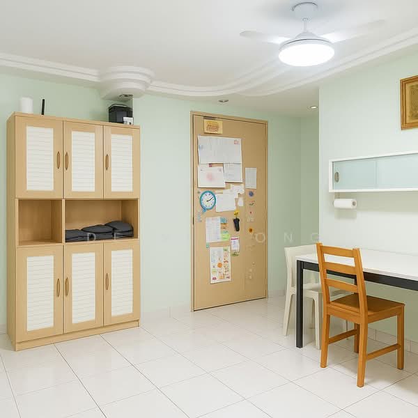341B Sembawang Close HDB Flat For Sale at S$ 650,000 | PropertyGuru Singapore - Interior