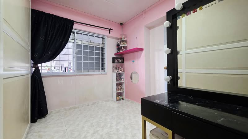 165 Hougang Avenue 1 HDB Flat For Sale at S$ 629,999 | PropertyGuru Singapore - Bedroom