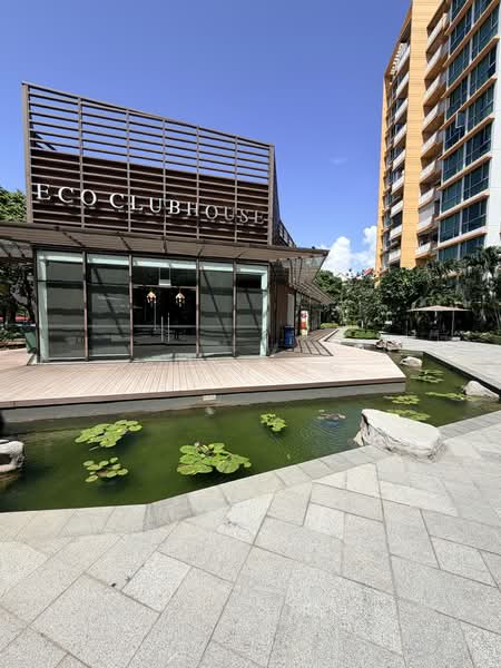The Glades Condominium For Sale at S$ 828,000 | PropertyGuru Singapore - Exterior