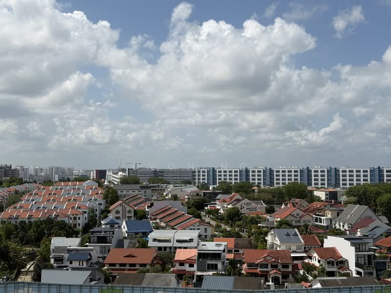 The Glades Condominium For Sale at S$ 828,000 | PropertyGuru Singapore - Exterior