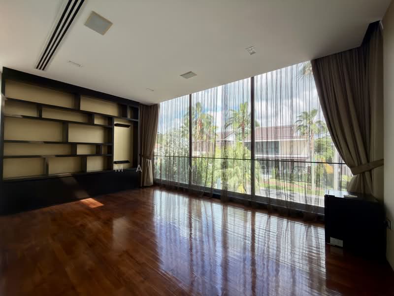 Bungalow House with Private Berth and Pool on Sentosa Cove Bungalow House For Sale at S$ 16,000,000 | PropertyGuru Singapore - Living Room