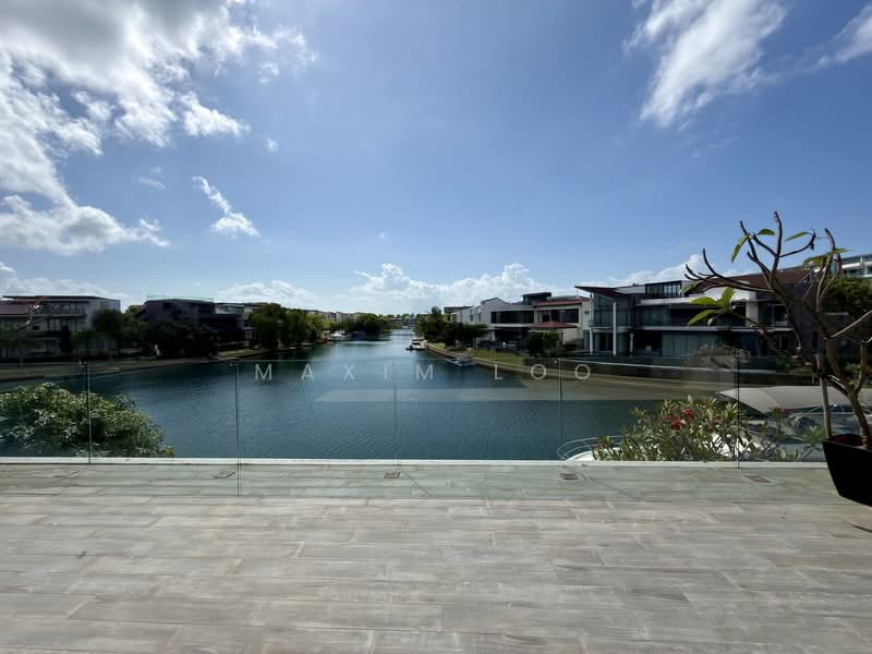 Bungalow with Private Boat Berth and Pool on Sentosa Cove Bungalow House For Sale at S$ 16,000,000 | PropertyGuru Singapore - Exterior