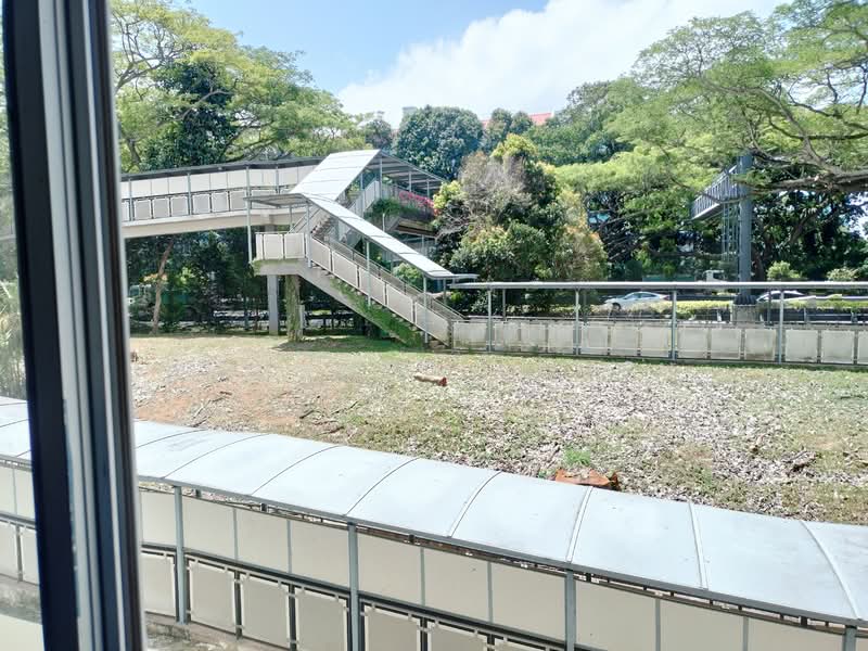 122 Simei Street 1 HDB Flat For Sale at S$ 780,000 | PropertyGuru Singapore - Exterior