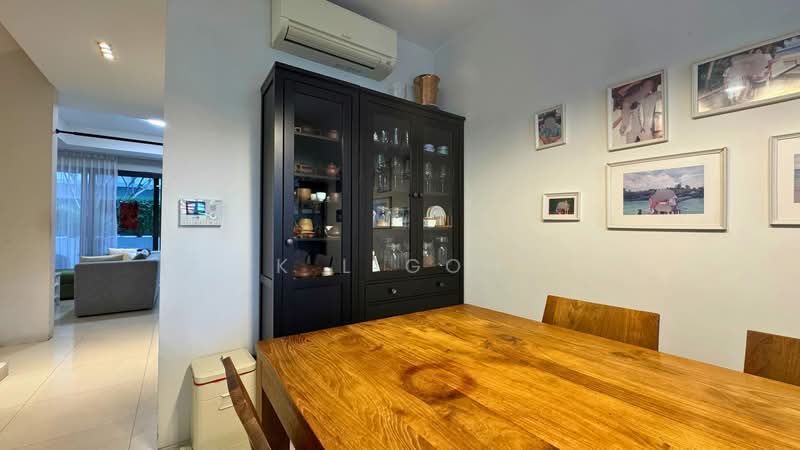 Lotus Ville Cluster House For Sale at S$ 4,200,000 | PropertyGuru Singapore - Living Room