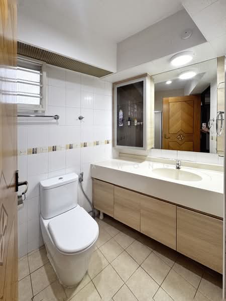 264F Compassvale Bow, 264F Compassvale Bow, Room Rental, 150 sqft, HDB Flat For Rent, by Alex Wong, 500080580 - Bathroom - PropertyGuru.com.sg