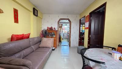 For Sale - 43 Circuit Road