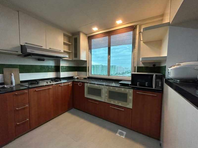 Elias Green, , 6 Bedrooms, 1,550 sqft, Condominium For Rent, by Priscilla Lee, 500080582 - Kitchen - PropertyGuru.com.sg