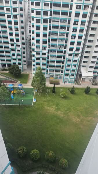 619 Jurong West Street 65 HDB Flat For Sale at S$ 658,000 | PropertyGuru Singapore - Exterior