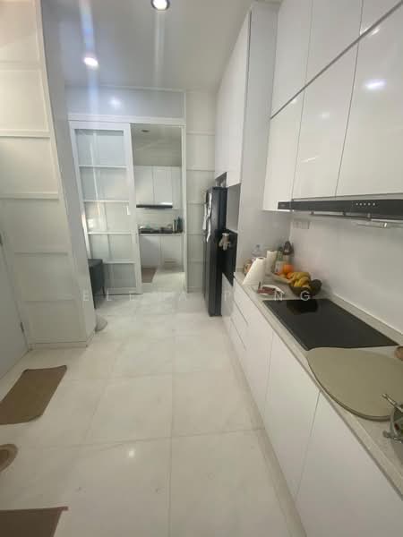 Frankel Estate Detached House For Sale at S$ 11,880,000 | PropertyGuru Singapore - Kitchen