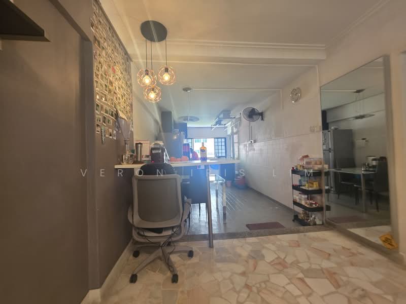 225 Ang Mo Kio Avenue 1 HDB Flat For Sale at S$ 438,000 | PropertyGuru Singapore