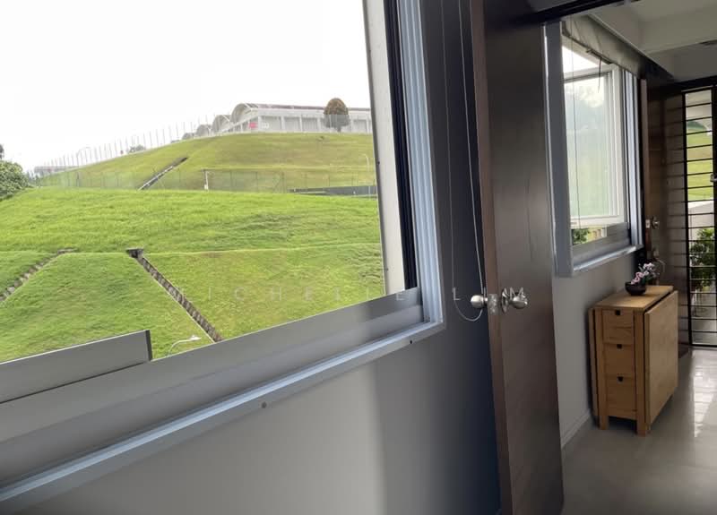 533 Bukit Batok Street 51 HDB Flat For Sale at S$ 458,000 | PropertyGuru Singapore