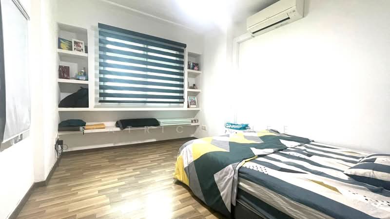 102D Punggol Field HDB Flat For Sale at S$ 595,000 | PropertyGuru Singapore - Bedroom
