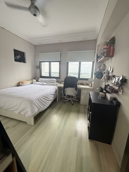 538 Jelapang Road HDB Flat For Sale at S$ 998,000 | PropertyGuru Singapore - Bedroom