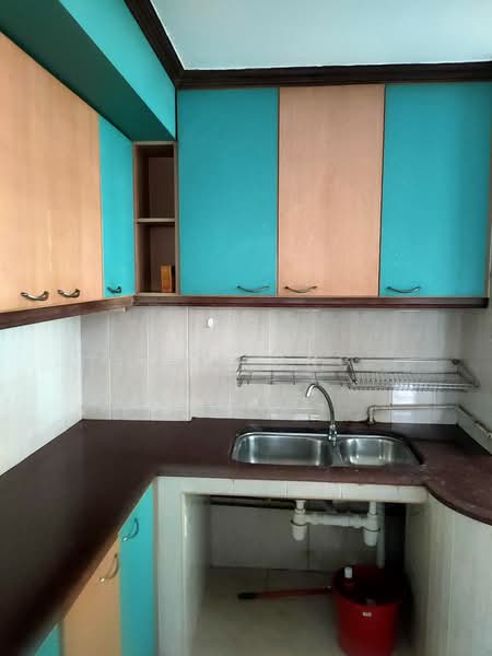 119 Lorong 1 Toa Payoh, 119 Lorong 1 Toa Payoh, 2 Bedrooms, 699 sqft, HDB Flat For Sale, by Glen Ong, 500080659 - Kitchen - PropertyGuru.com.sg