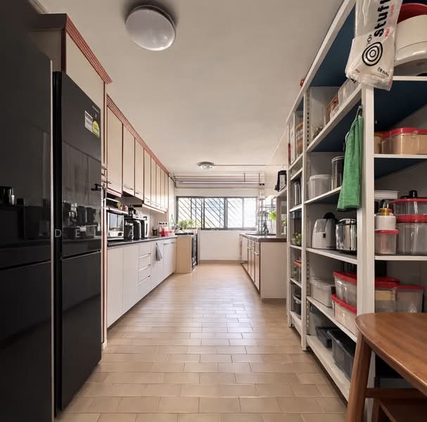 311 Ubi Avenue 1 HDB Flat For Sale at S$ 750,000 | PropertyGuru Singapore - Kitchen