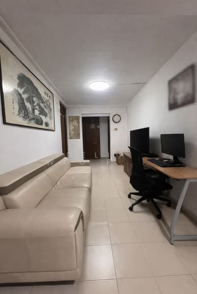 311 Ubi Avenue 1 HDB Flat For Sale at S$ 750,000 | PropertyGuru Singapore - Living Room