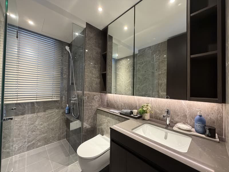 Tembusu Grand Condominium For Sale at S$ 7,800,000 | PropertyGuru Singapore - Bathroom