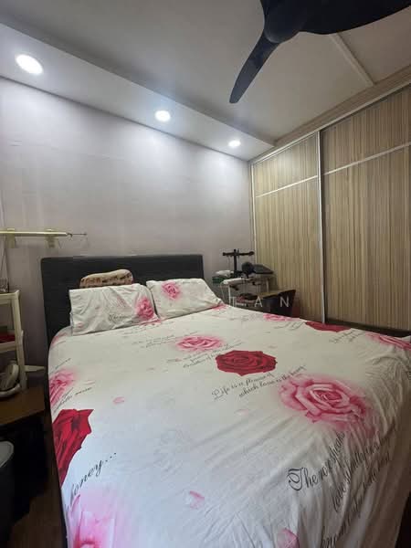 898A Tampines Street 81 HDB Flat For Sale at S$ 780,000 | PropertyGuru Singapore