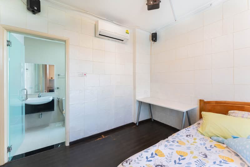 The Grandiflora Condominium For Sale at S$ 2,290,000 | PropertyGuru Singapore - Bedroom